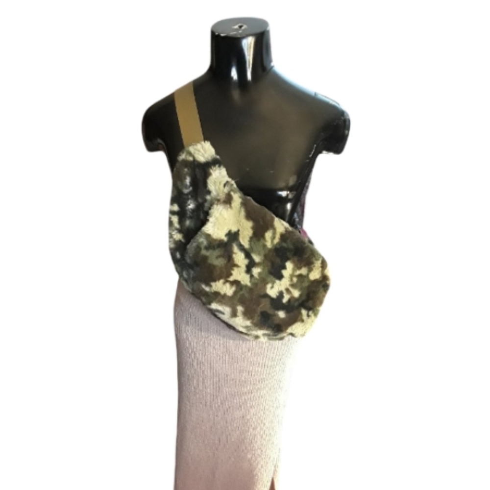 Camouflage Faux Fur Crossbody Bag